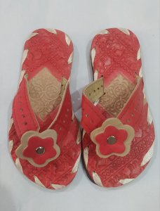 بليغة جلد بنات